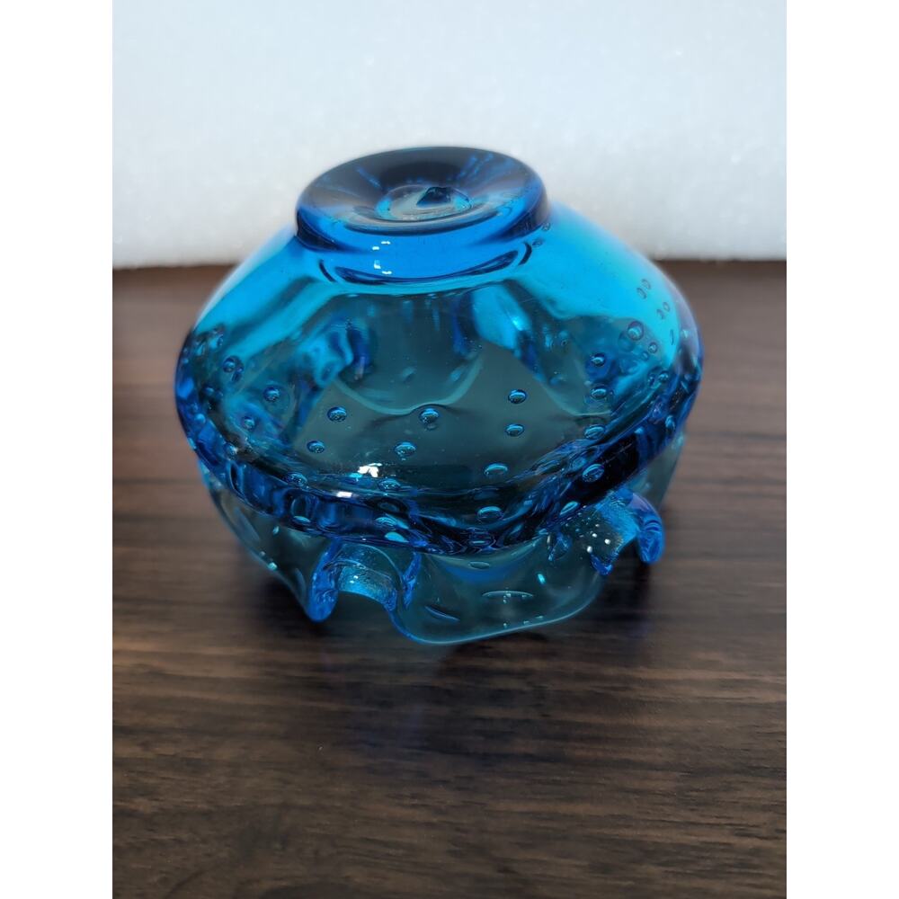 Vintage Blue Hand Blown Art Glass Bowl Murano Style Controlled Bubble MCM - Picture 4 of 5